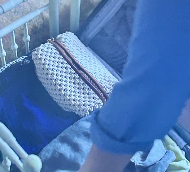 Please find me this wash bag. I need it!
