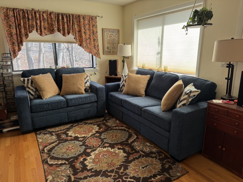 Come and tell us your dull and unexciting news 32: Calmly through the day