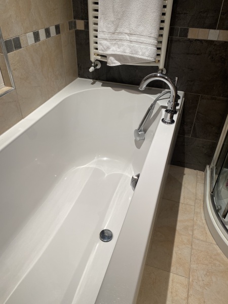 Critique family bathroom layout