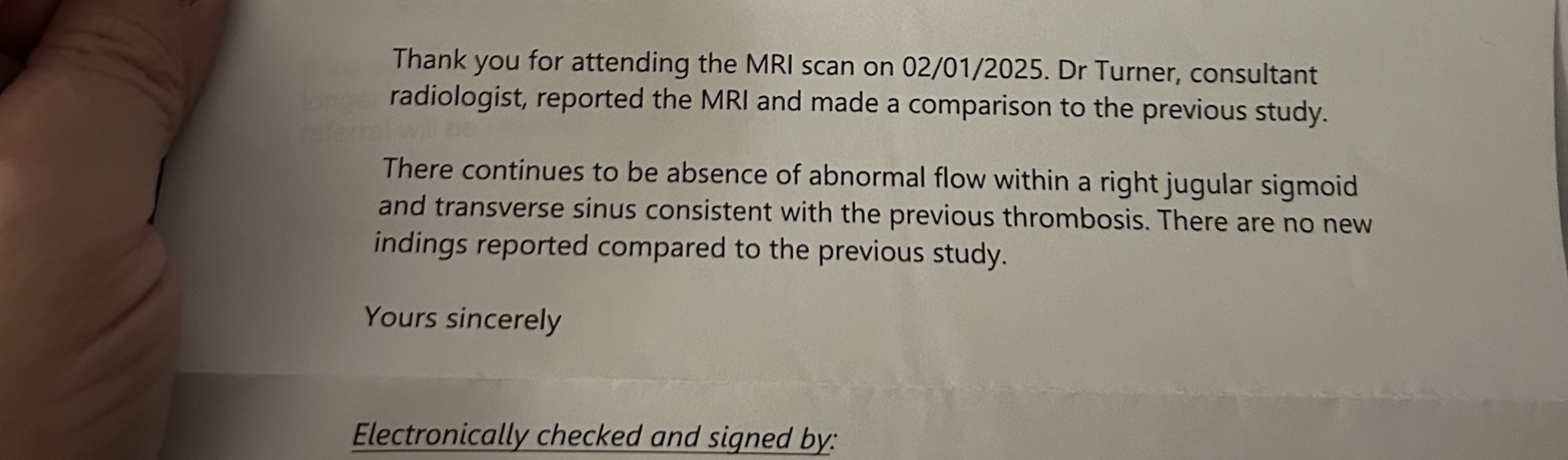 Any medics about.