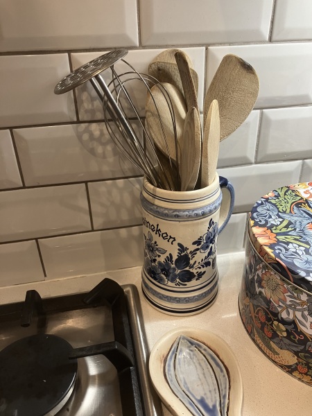 Show me your kitchen utensils holder