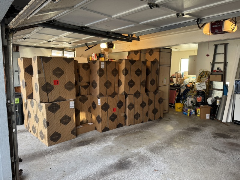 Come and tell us your dull and unexciting news 32: Calmly through the day