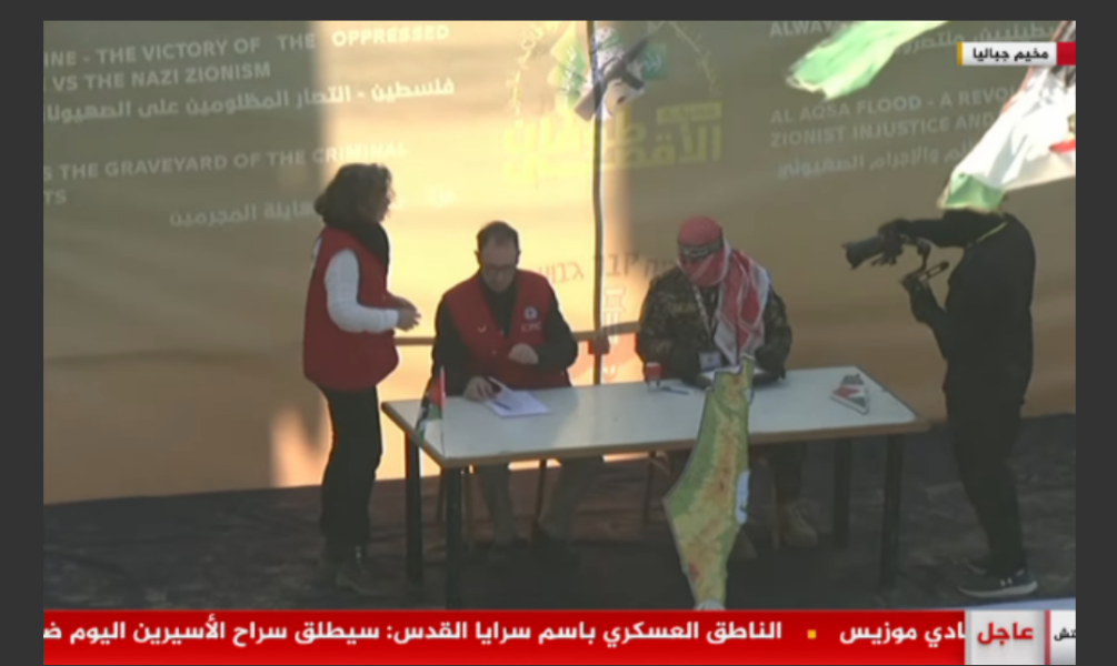 Mumsnet could do better (la quatrième partie): cheese wars and chickens