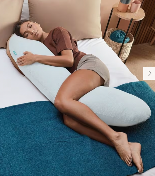 AIBU – For wanting to break up with my 23 year old partner because he sleeps with a stuffed animal?