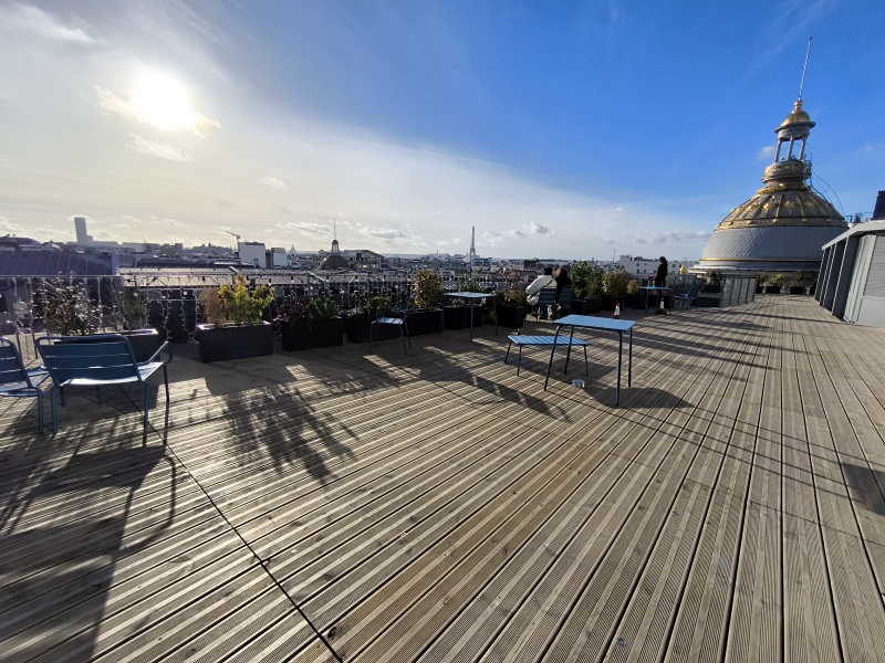 Les Parisiennes des Mamansnet: It's French charm, you know, beheaded people, red wine and blood all over the place - it's romantic, it's normal.