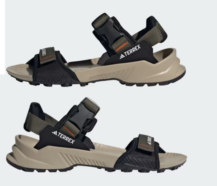 Action Sandals for wide feet - most comfortable (and least heinous)