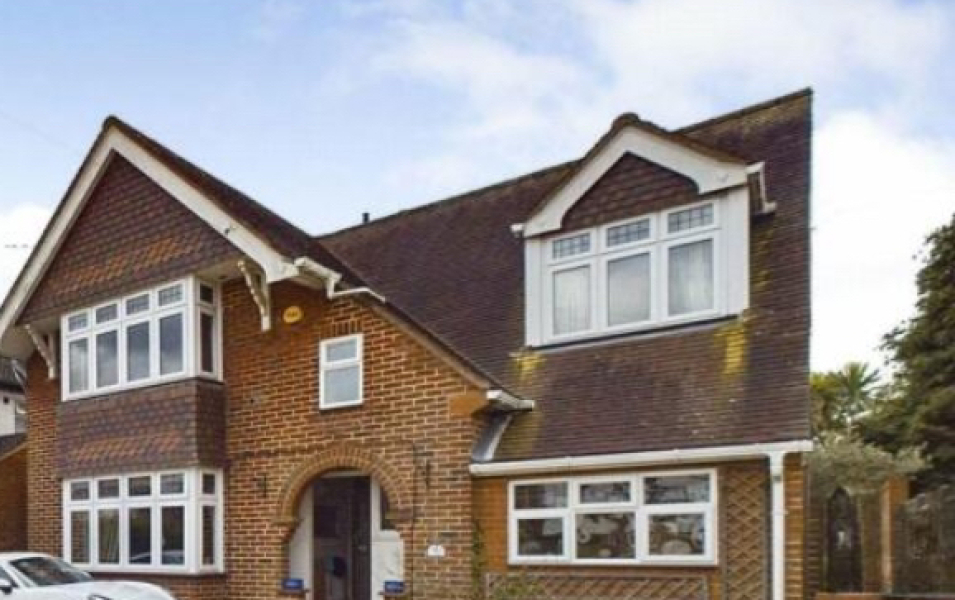 The all new buyers/sellers waiting room (x 6!) thread