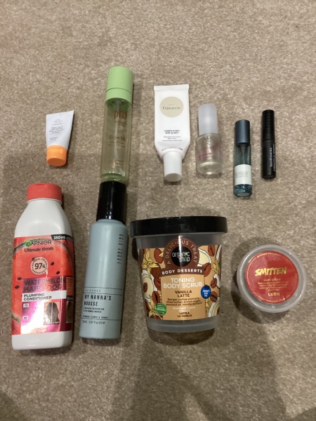 Tempted by beauty treats? Addicted to buying beauty products? Is your collection bursting with favourites? Join fellow beauty lovers in this supportive group!