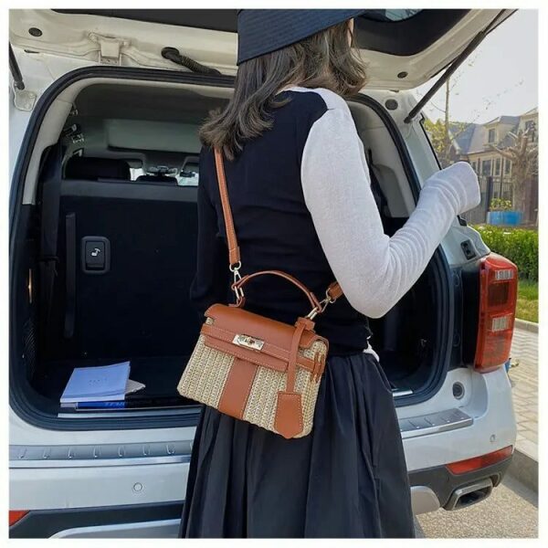 Straw type shoulder bag