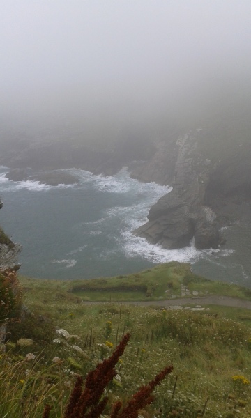 Thread 17: Starmer: Treading softly.