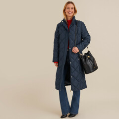 Longline ‘fitted’ puffer coat quest