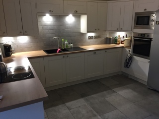 Which colour looks better with the floor?