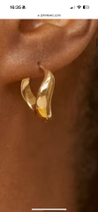 Where did Charlotte from the traitors get her earrings from??