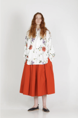 Les Parisiennes des Mamansnet: It's French charm, you know, beheaded people, red wine and blood all over the place - it's romantic, it's normal.