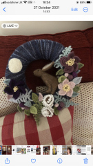 knitted/crafted Christmas wreaths?