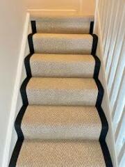 Full width, bordered stair runner/carpet?