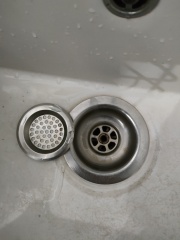 What am I doing wrong? Sink and drainage!