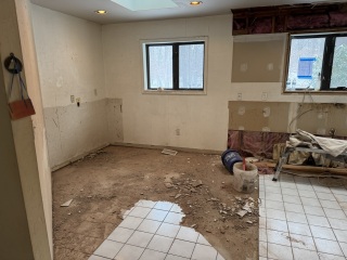 Come and tell us your dull and unexciting news 32: Calmly through the day