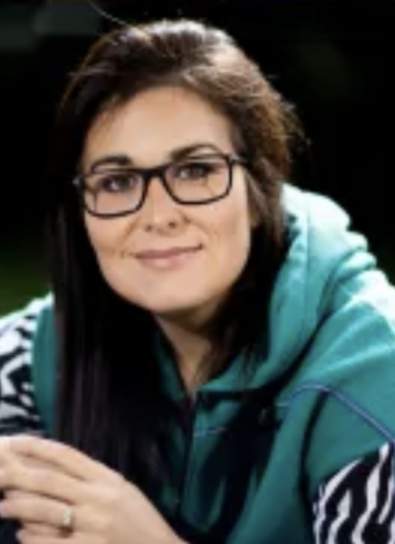 Please can you talk to me about Marian Keyes?