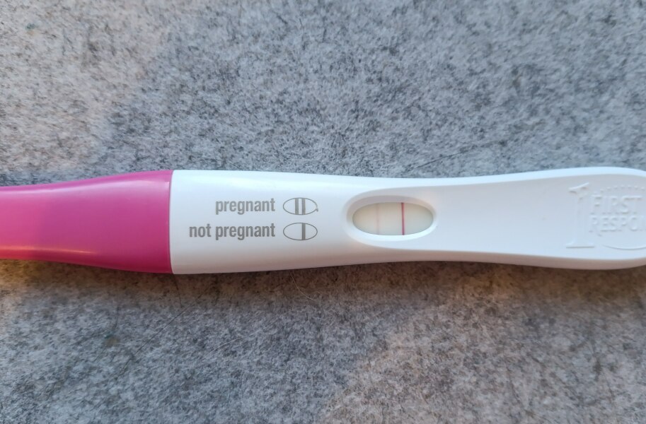 Line eyes please - 9 dpo