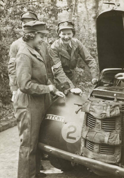 Is there a ‘mum uniform’ where you live?