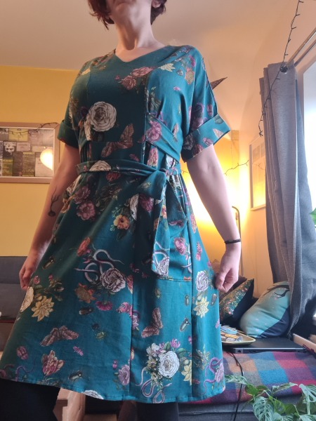 Summer wedding - what to wear with this dress?
