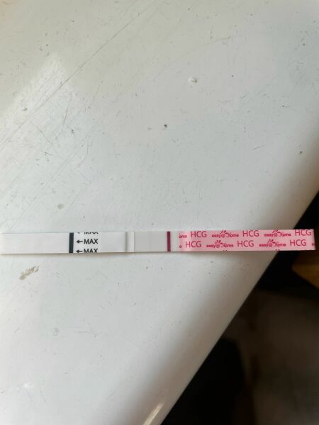 Line eyes please! Am I going mad? 9DPO