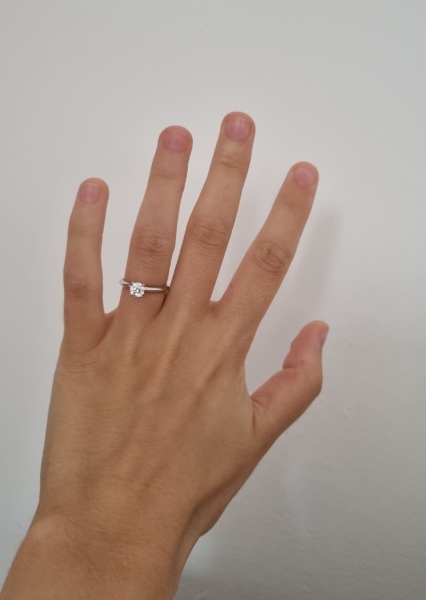 Can I have a look at your engagement rings?