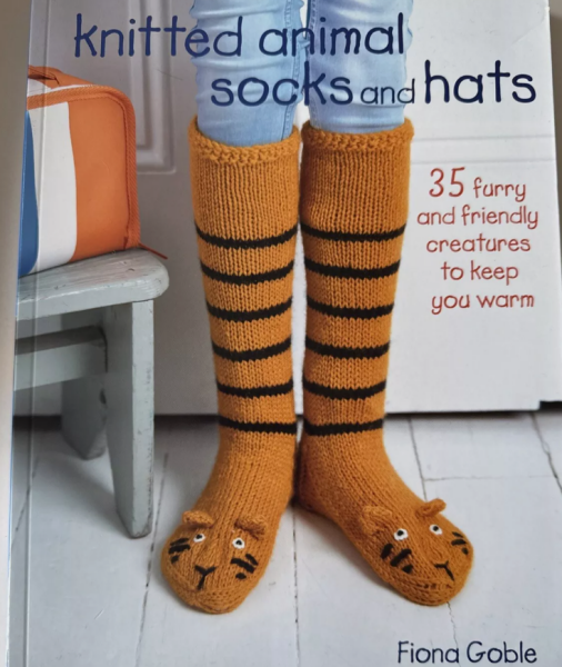 Roll up, Ladies and Gentlecreatures, the Bluestocking has been redecorated