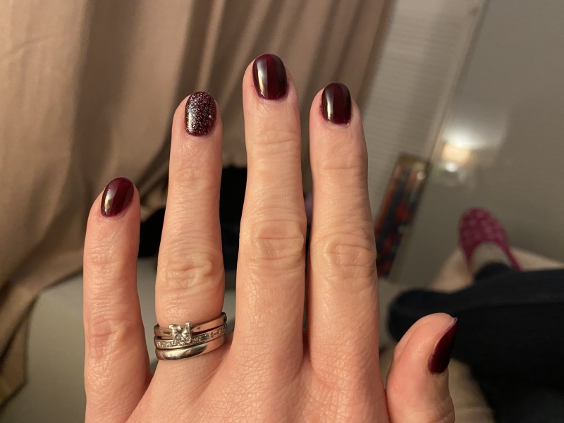 Can I have a look at your engagement rings?