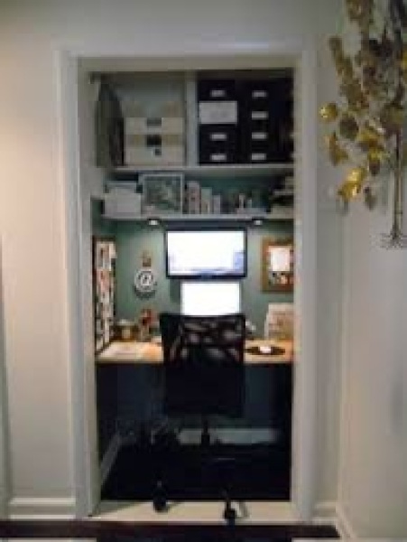 Office in a cupboard- anyone done it?