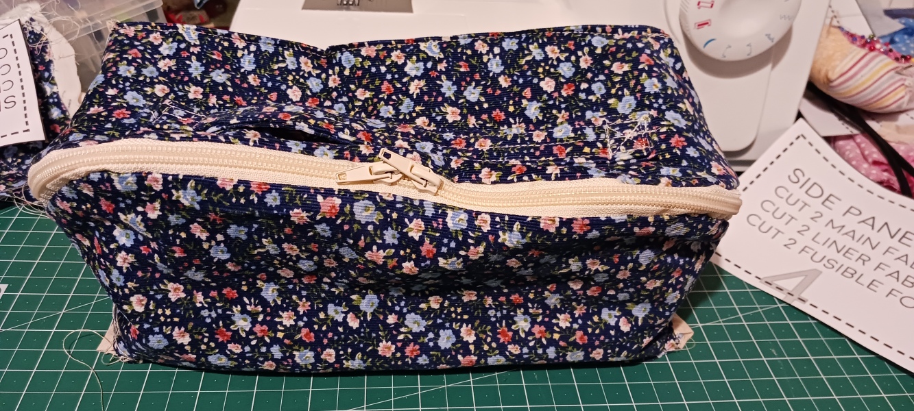 Stitch and bitch thread #10. There’s a pattern here