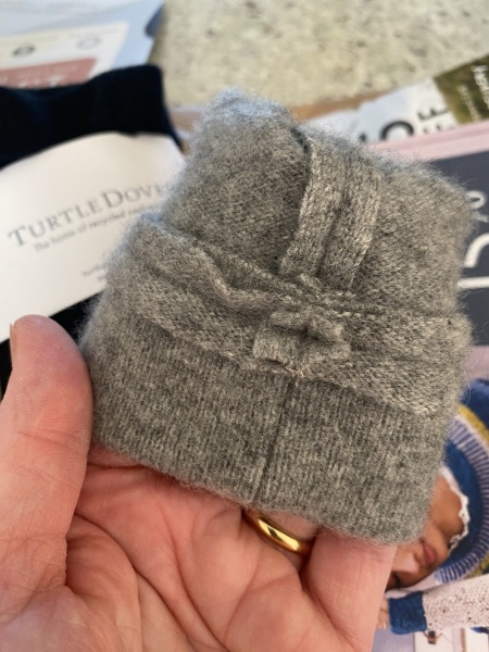 Has anyone bought Turtle Dove wrist warmers recently?