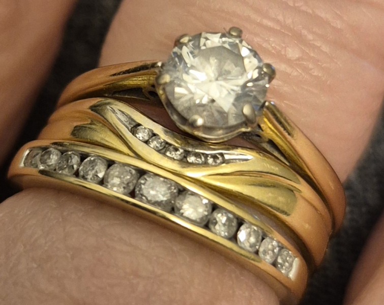 Can I have a look at your engagement rings?