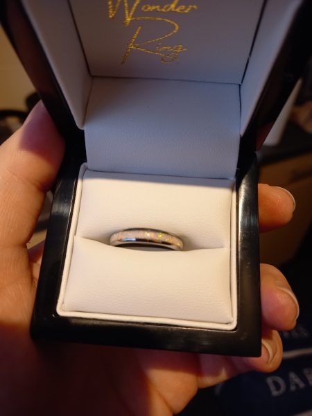 Can I have a look at your engagement rings?