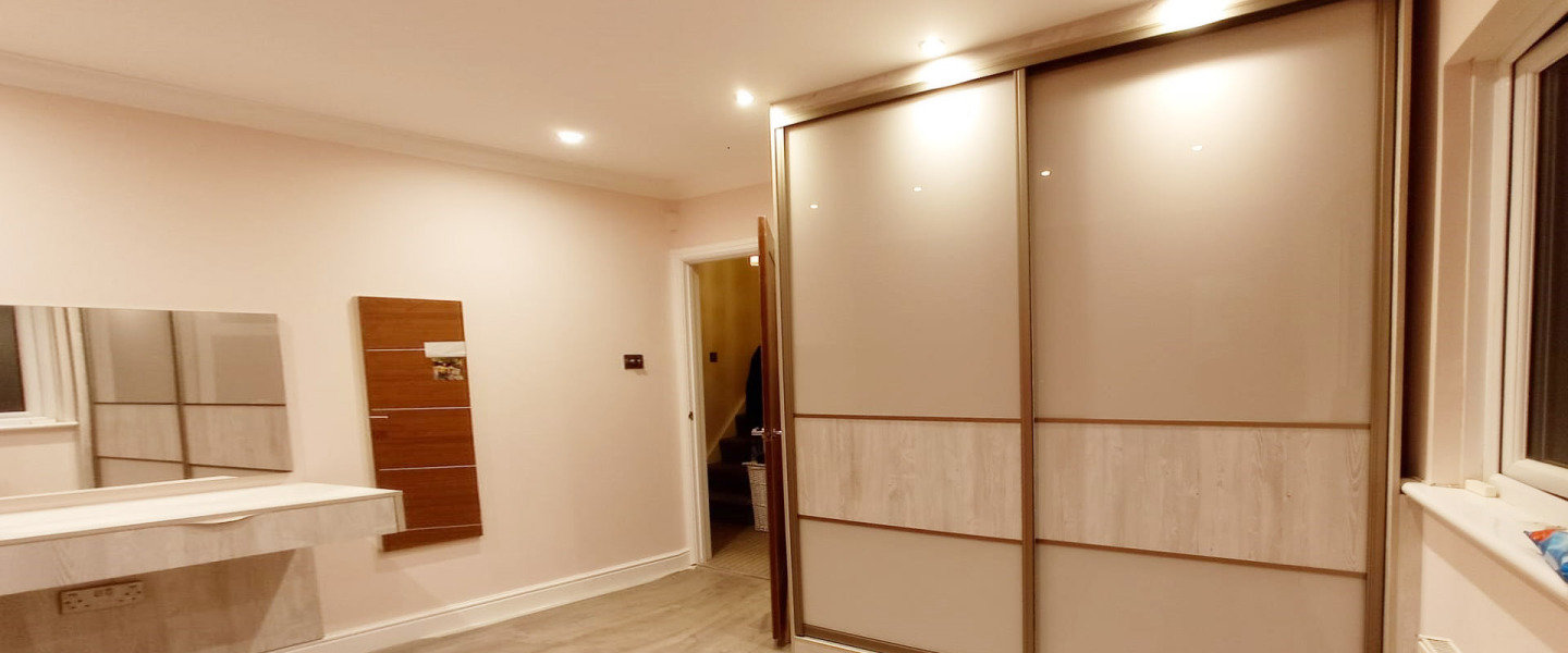 Kostaa | Fitted Sliding Wardrobes UK | Fitted Bedrooms UK