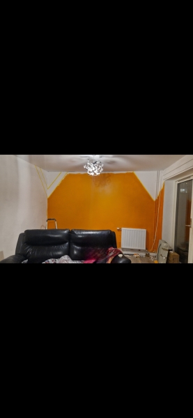 Help me with my living room again 😩