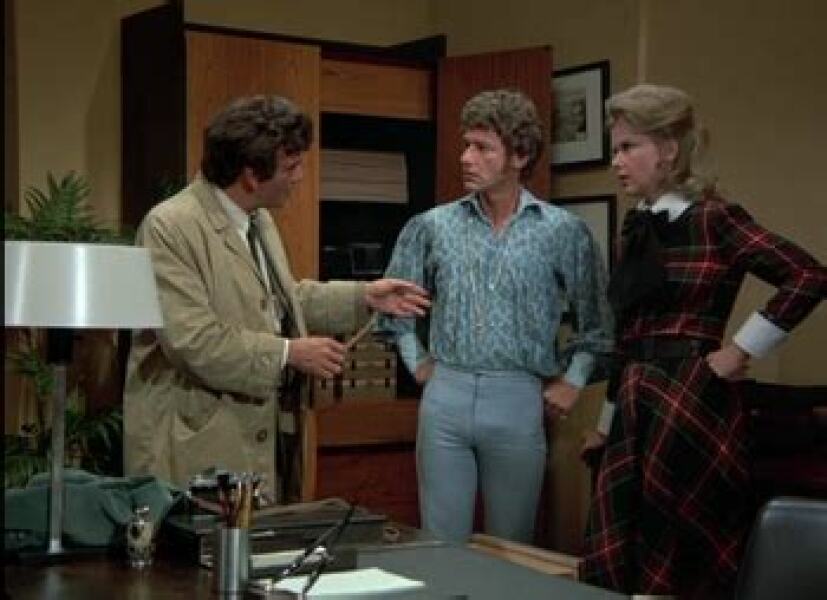 Thread 16 - TalkLair: "Well, I'm not exactly quaking in my stylish-yet-affordable boots, but there's definitely something unnatural going on here."