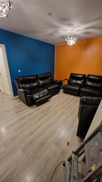 Help me with my living room again 😩