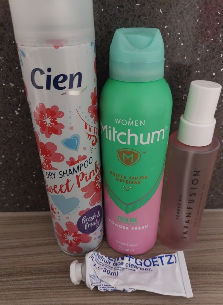 Tempted by beauty treats? Addicted to buying beauty products? Is your collection bursting with favourites? Join fellow beauty lovers in this supportive group!