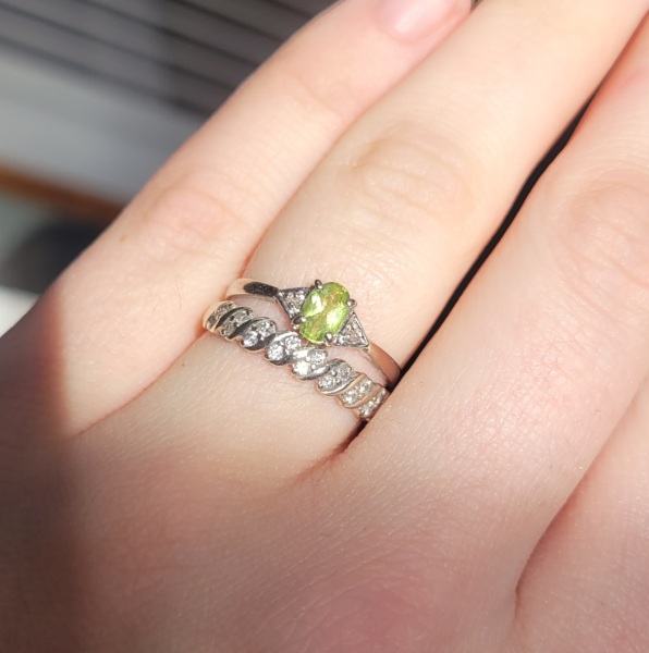 Can I have a look at your engagement rings?