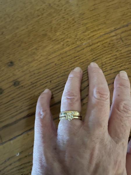 Can I have a look at your engagement rings?