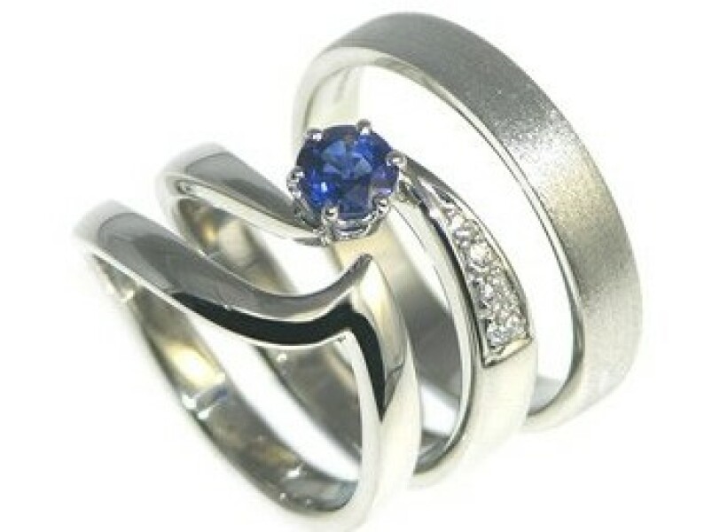 Can I have a look at your engagement rings?