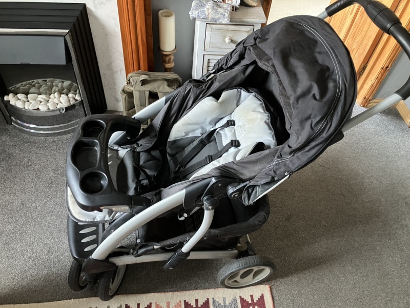 Can you please help identify this stroller