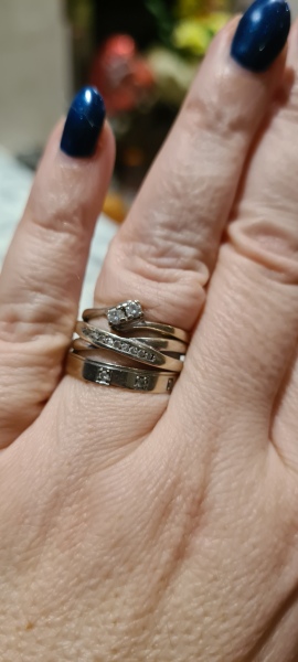Can I have a look at your engagement rings?