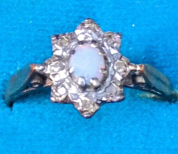 Can I have a look at your engagement rings?