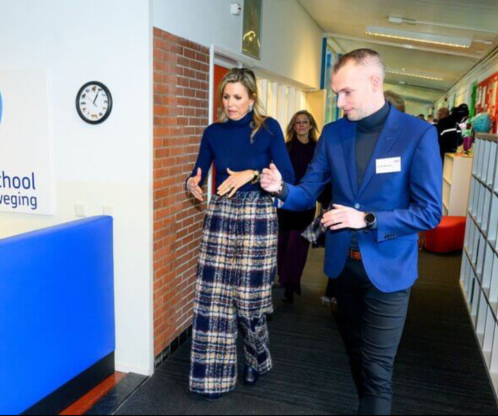 Royal Style: Take the Tiaras out of The Vault! Sparkles aren't just for Christmas!