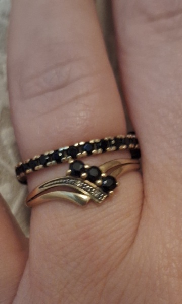 Can I have a look at your engagement rings?