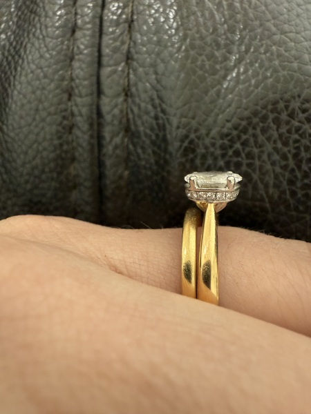 Can I have a look at your engagement rings?
