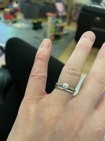 Can I have a look at your engagement rings?
